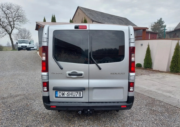 Renault Trafic cena 66900 przebieg: 262000, rok produkcji 2016 z Wolbrom małe 529